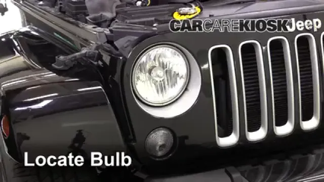 2018 Jeep Wrangler JK Unlimited Sahara 3.6L V6 Luces Luz de marcha diurna (reemplazar foco)